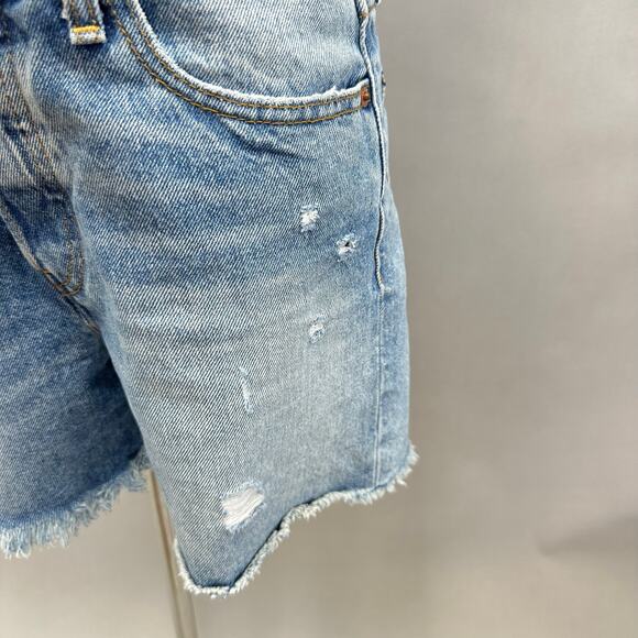 LEVI'S High Rise Wedgie Distressed Denim Cutoff Short in light wash size 29 - Picture 11 of 15